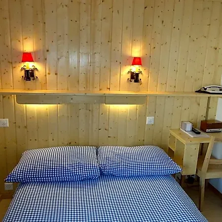 Mirabeau Hotel 3*