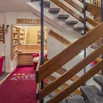 Hotel Mirabeau 3*